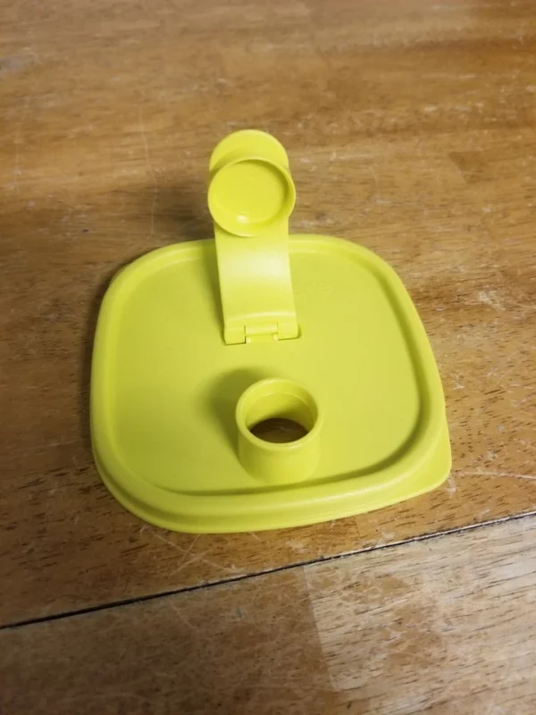Tupperware Slim Line 2Qt Pitcher Yellow (Money Back Guarantee)