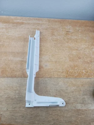 GE Refrigerator Rail 197D6915P001